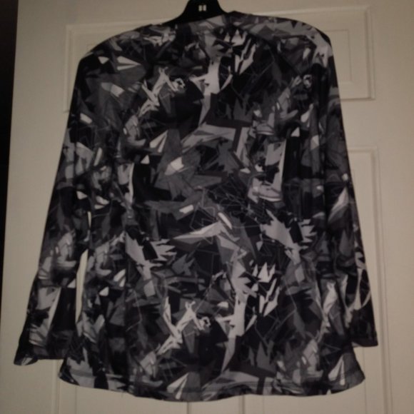 Xposure Como Athletic Long Sleeve Workout top Size XL - Picture 4 of 4